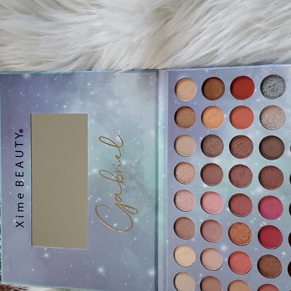 Xime Beauty Gabriel Eyeshadow Palette - Picture 4 of 7